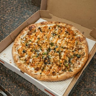 Vegan BBQ Chicken Pizza