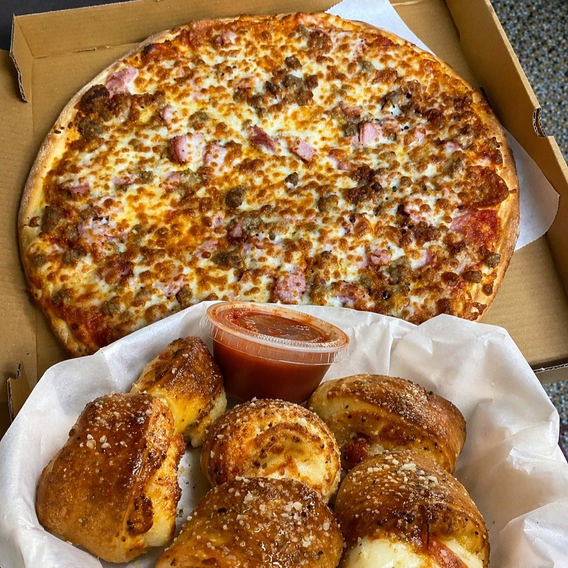 14" 3-Topping Pizza & Rolls.