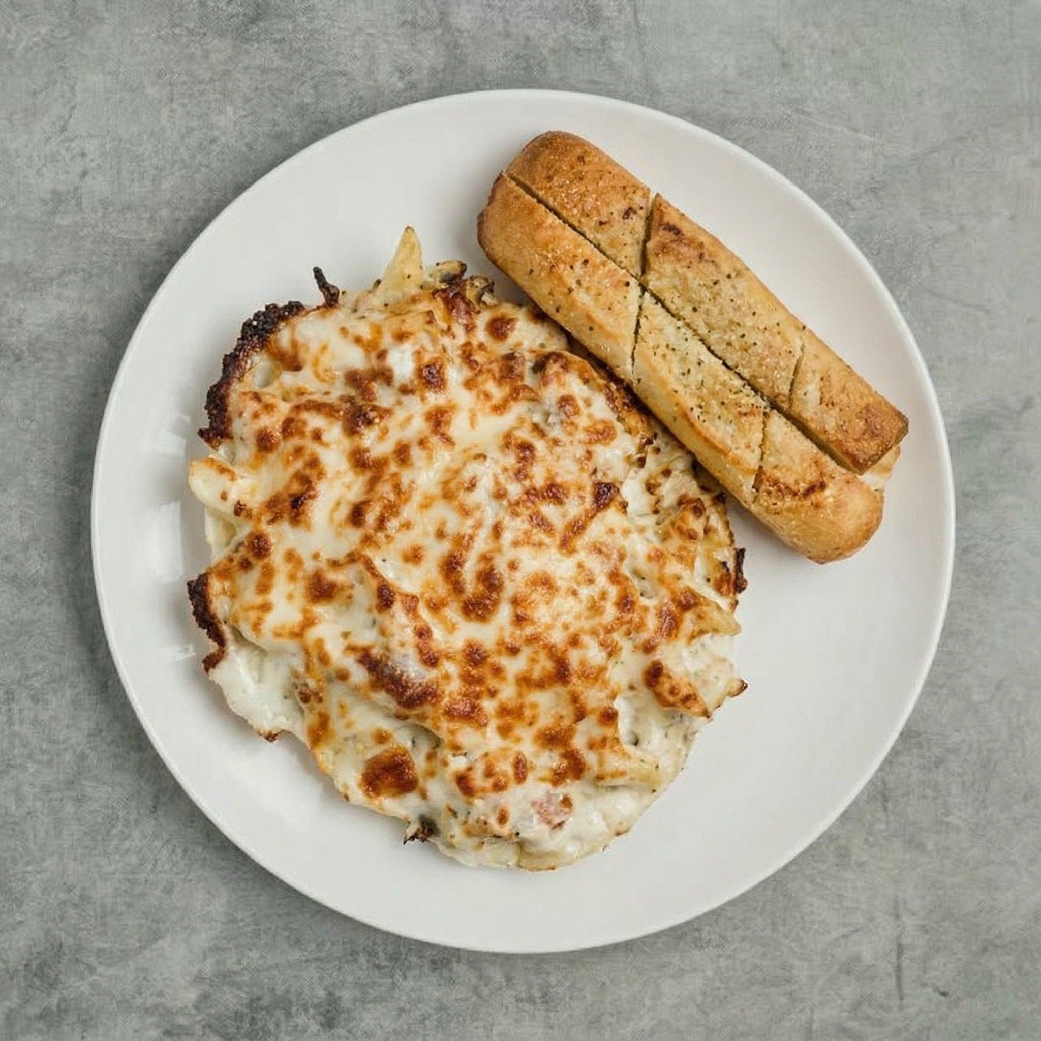 Chicken Alfredo.