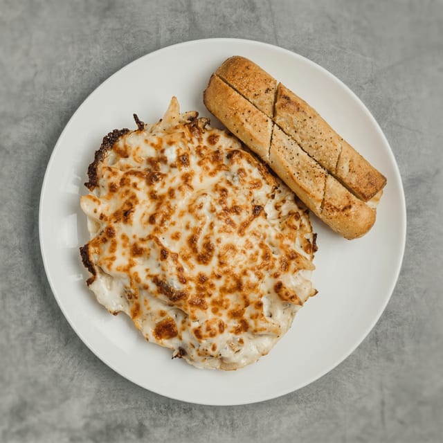 Chicken Alfredo.